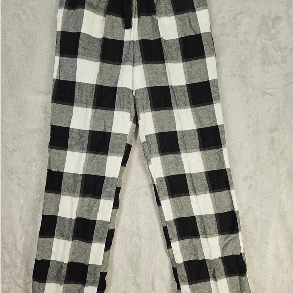 NWT Stars Above Black Buffalo Check Flannel Pajama Set - Picture 3 of 6